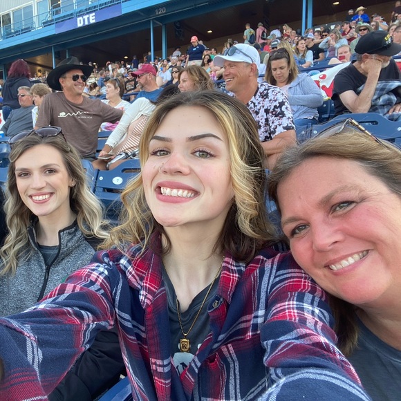 simmons_katie_